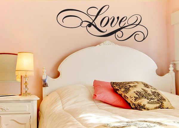 Love Vinyl Wall Statement